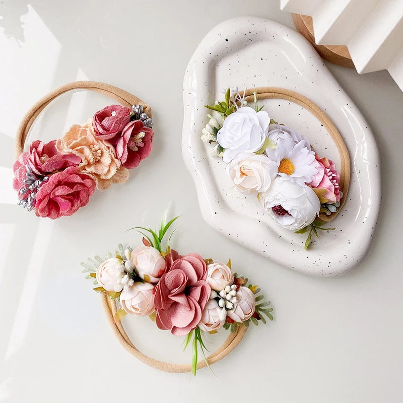 🎀 Encante sua Princesinha com Estilo! 🎀

Deixe sua bebê ainda mais fofa com nossa tiara elástica com flor delicada! Feita com materiais macios e confortáveis, é perfeita para recém-nascidos e bebês. Ideal para qua