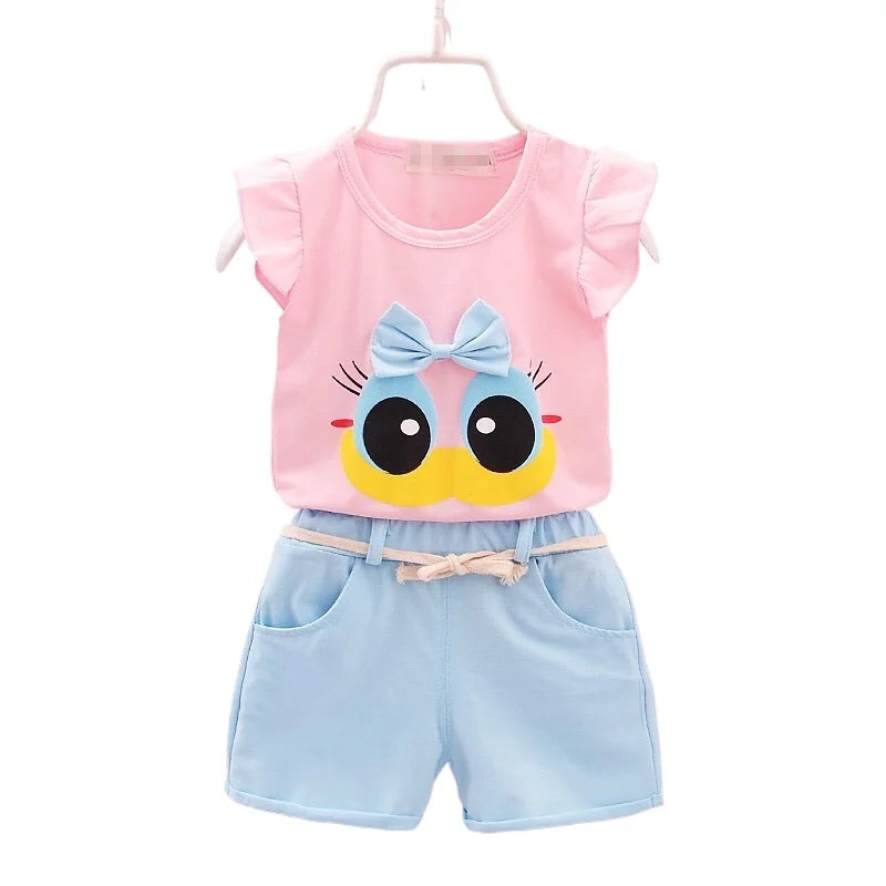 🌸 Conjunto Infantil Feminino – Estilo e Conforto para o Verão! 🌸

Deixe sua pequena ainda mais fofa com este conjunto de colete e shorts, perfeito para dias quentes! Feito com tecido macio e respirável, proporciona