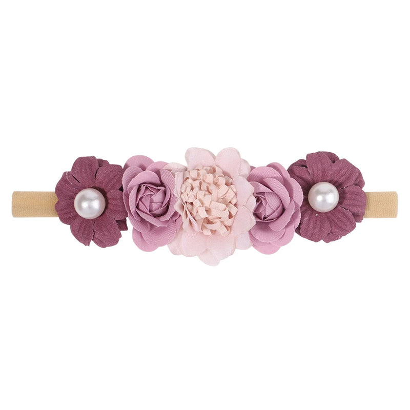 🎀 Encante sua Princesinha com Estilo! 🎀

Deixe sua bebê ainda mais fofa com nossa tiara elástica com flor delicada! Feita com materiais macios e confortáveis, é perfeita para recém-nascidos e bebês. Ideal para qua